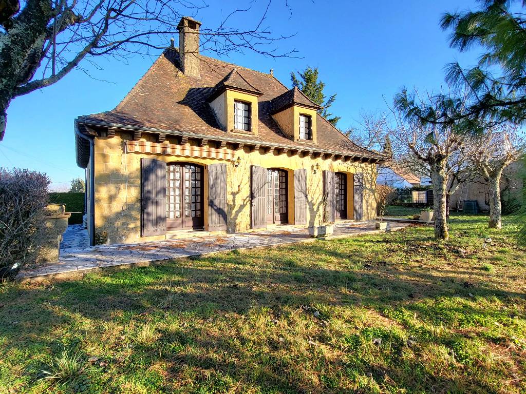 MAISON / HOUSE 6 pice(s) 