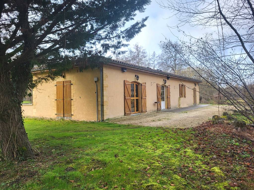 MAISON / HOUSE 4 pice(s) 