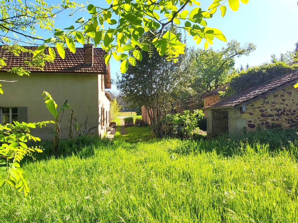 MAISON / HOUSE 5 pice(s) 