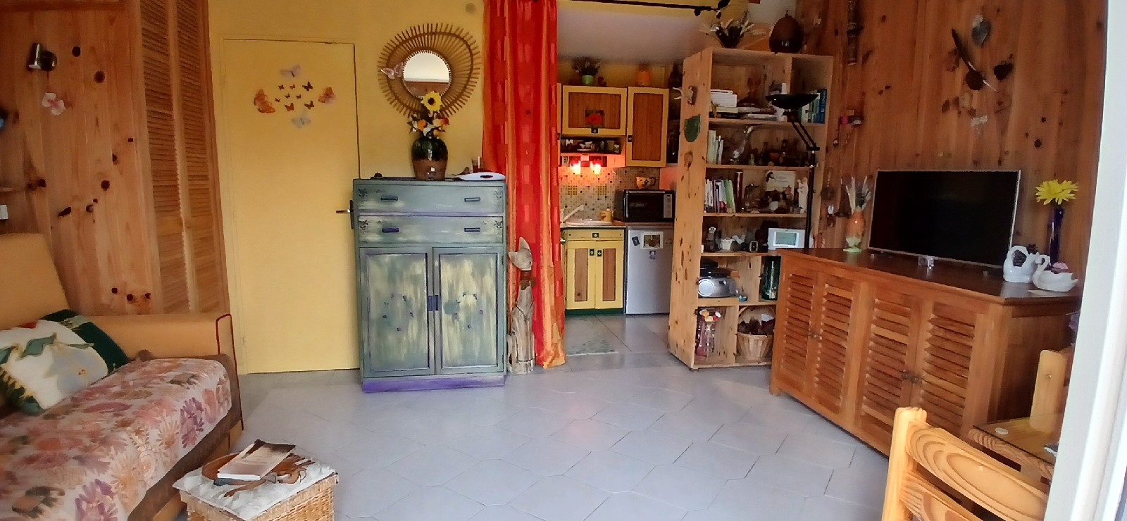 Photo 3