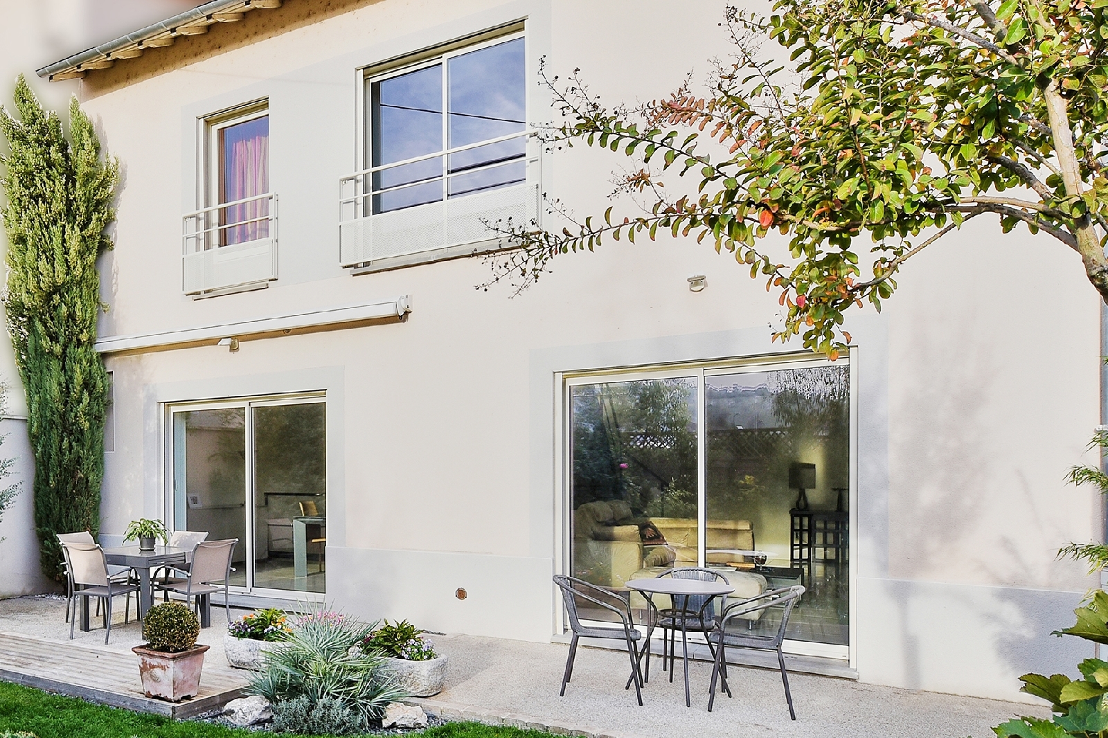 MAISON 5 pice(s) .