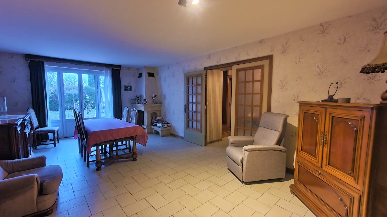 MAISON 6 pice(s) PUSIGNAN(69330)