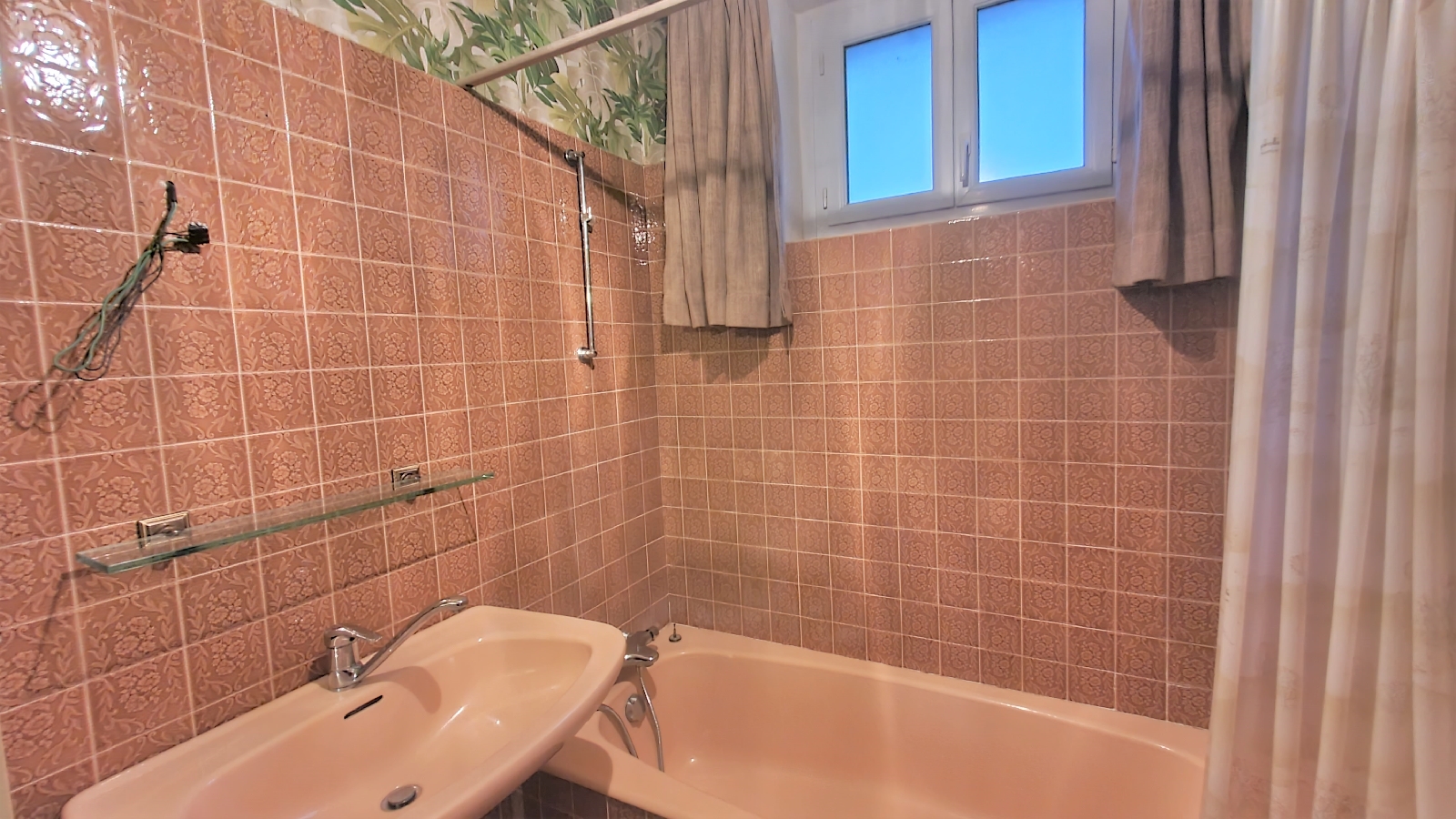 MAISON 6 pice(s) PUSIGNAN(69330)