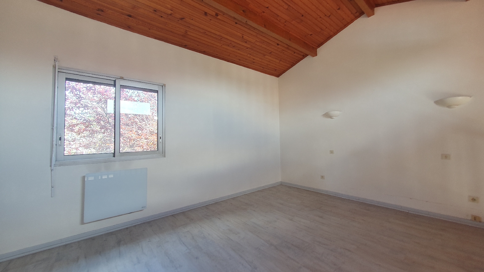 APPARTEMENT 2 pice(s) GENAS(69740)