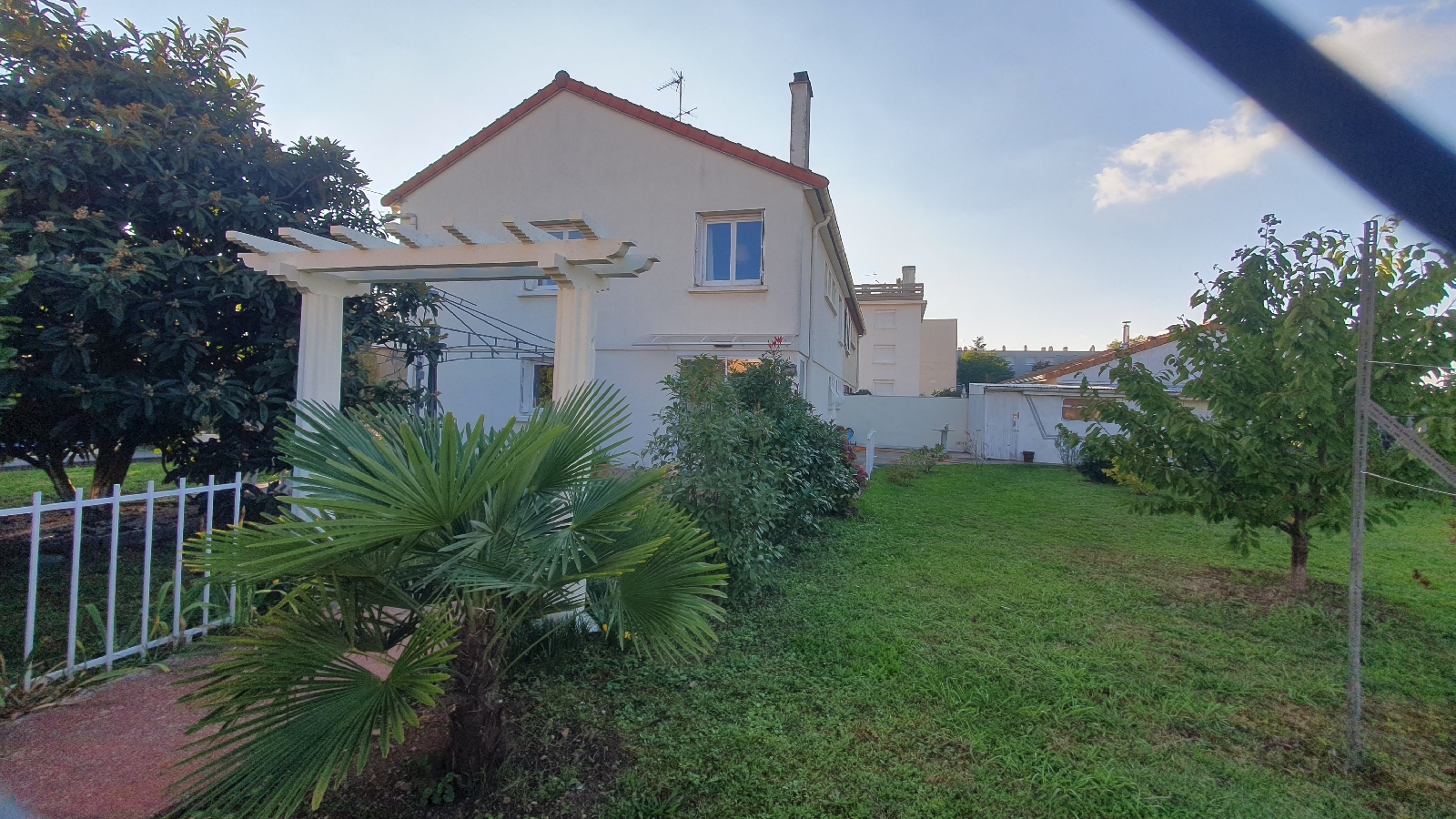 MAISON 5 pice(s) MEYZIEU(69330)