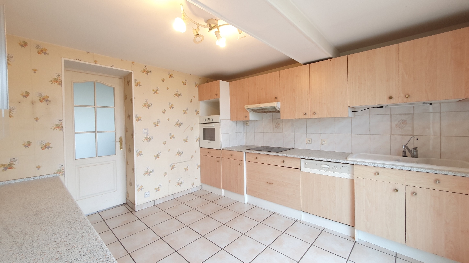 MAISON 10 pi�ce(s) JANNEYRIAS(38280)