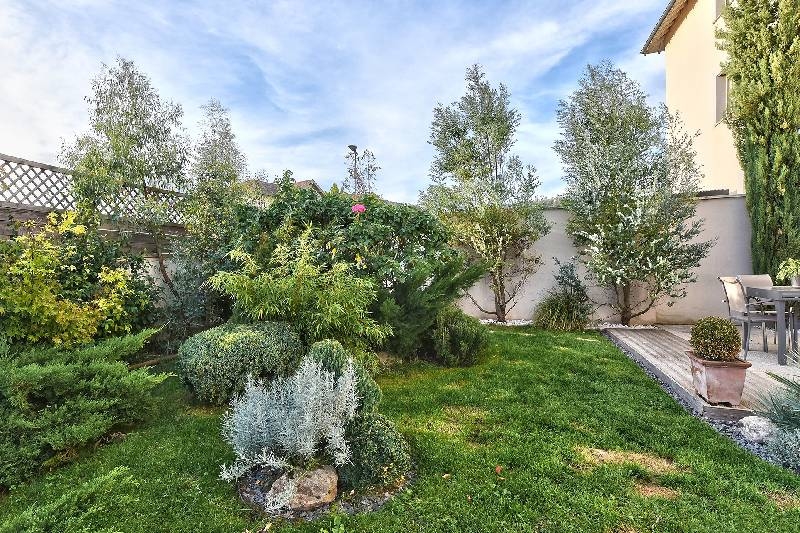 MAISON 5 pi�ce(s) MIRIBEL(01700)