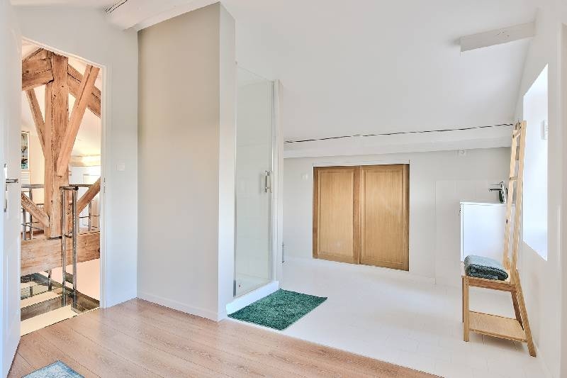 MAISON 5 pi�ce(s) MIRIBEL(01700)