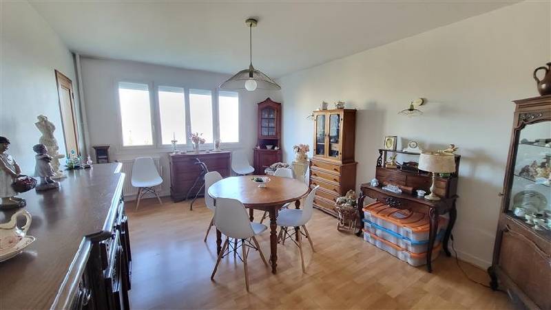 APPARTEMENT 4 pice(s) SECTEUR OUEST