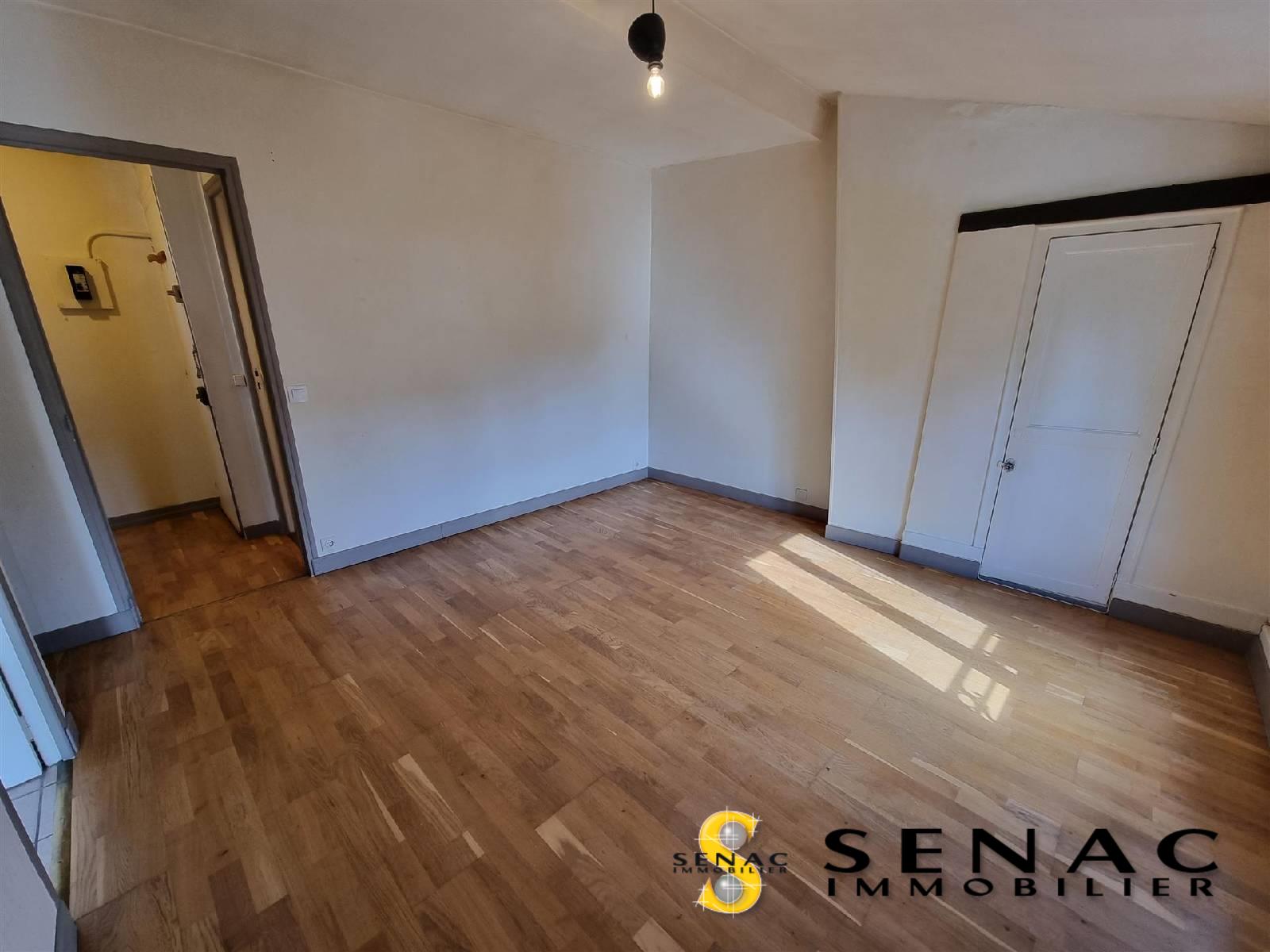 APPARTEMENT - ST LEU LA FORET