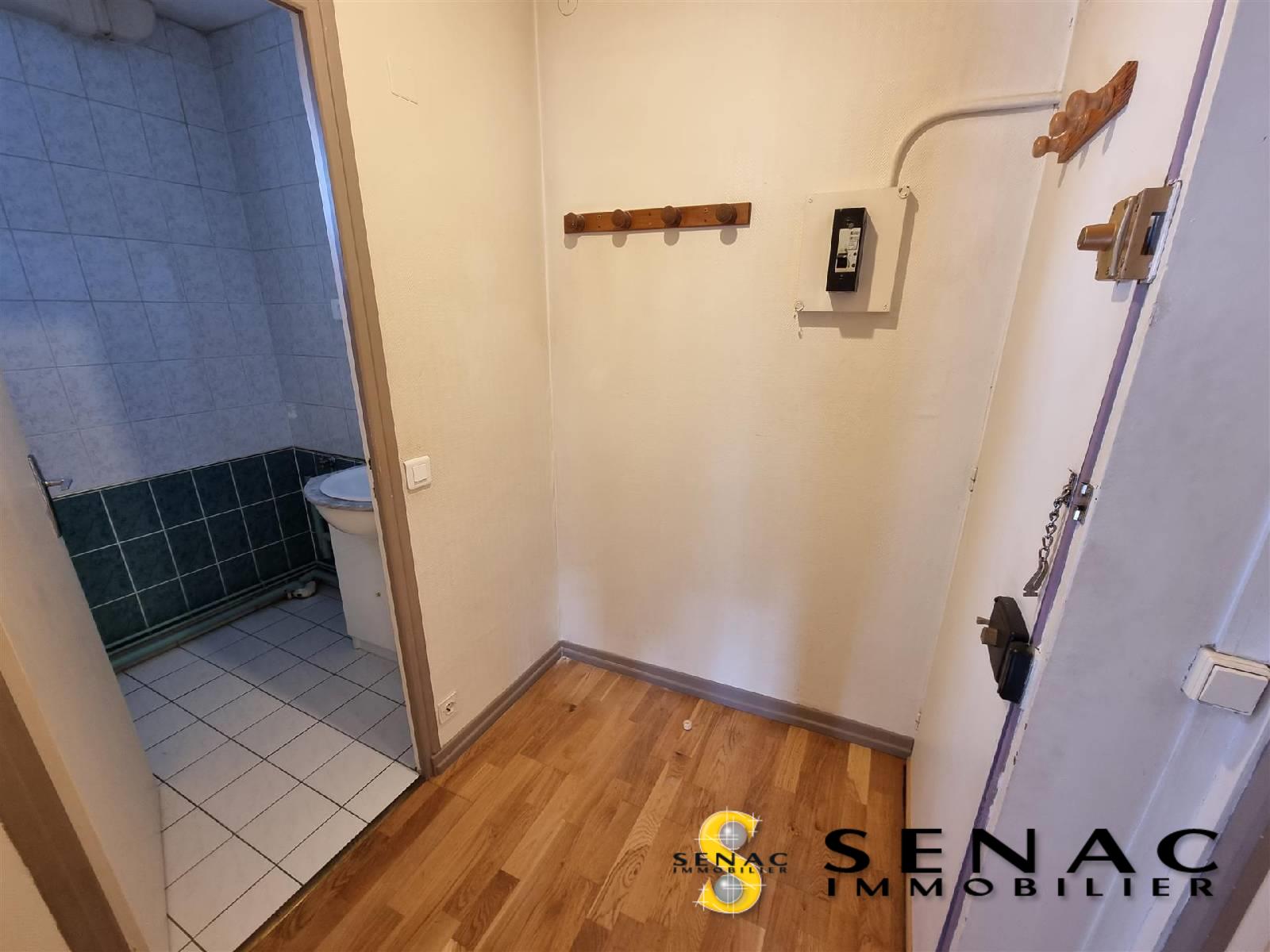 APPARTEMENT - ST LEU LA FORET
