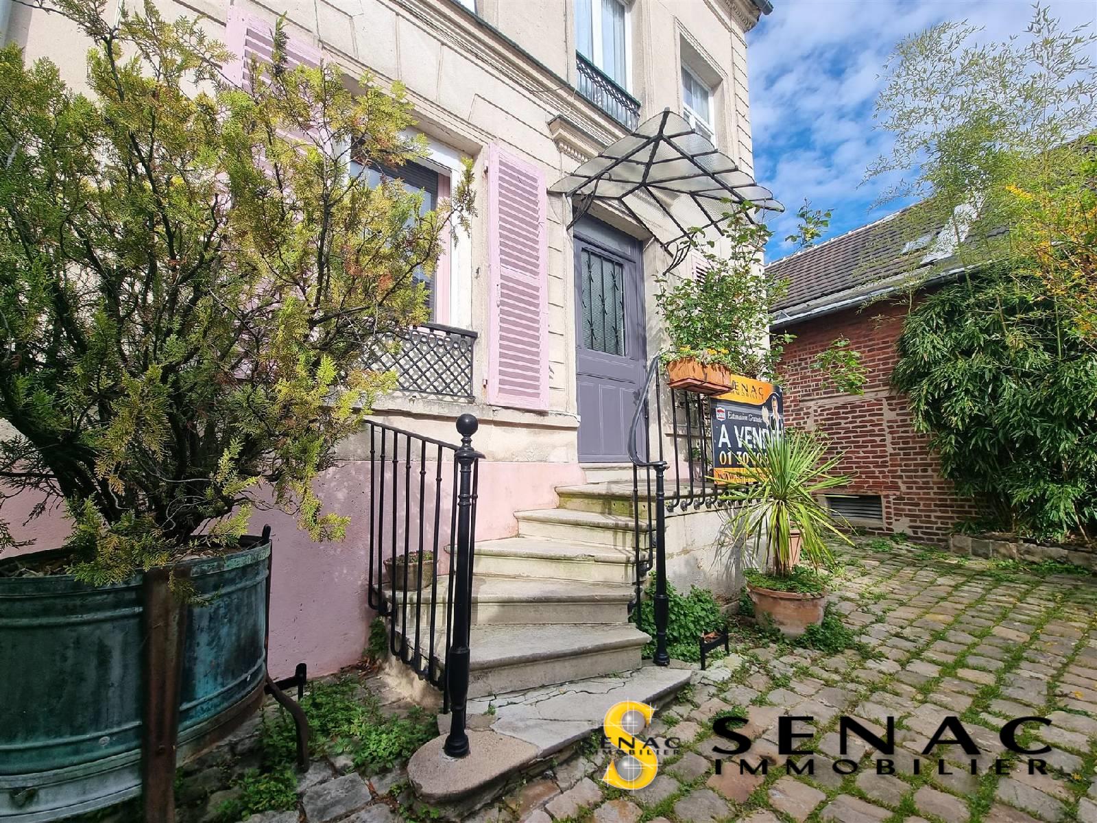 APPARTEMENT - ST LEU LA FORET