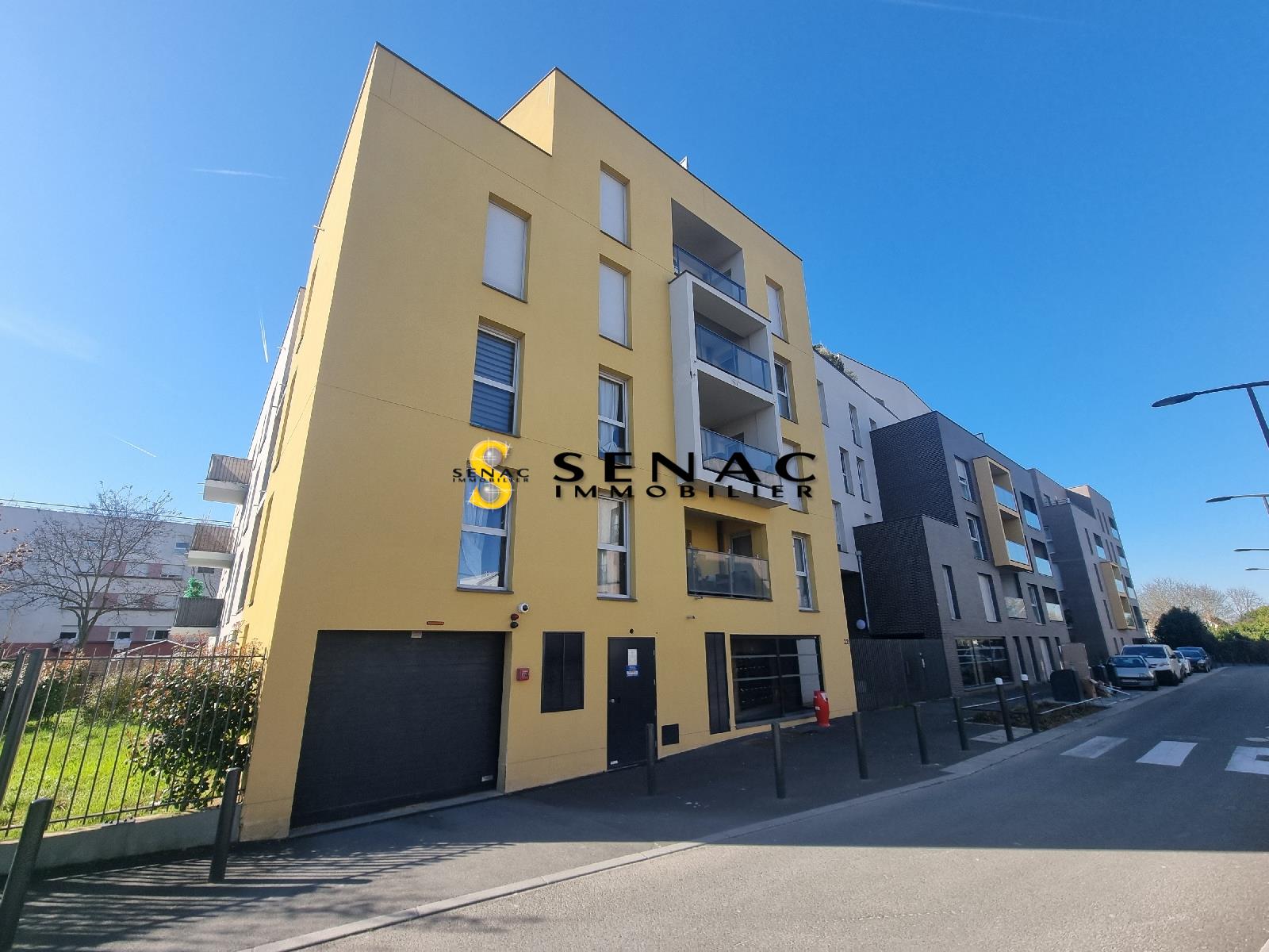 PARKING - MONTIGNY LES CORMEILLES