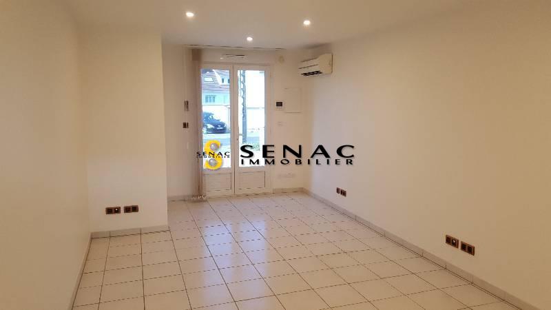 LOCAL COMMERCIAL - PIERRELAYE