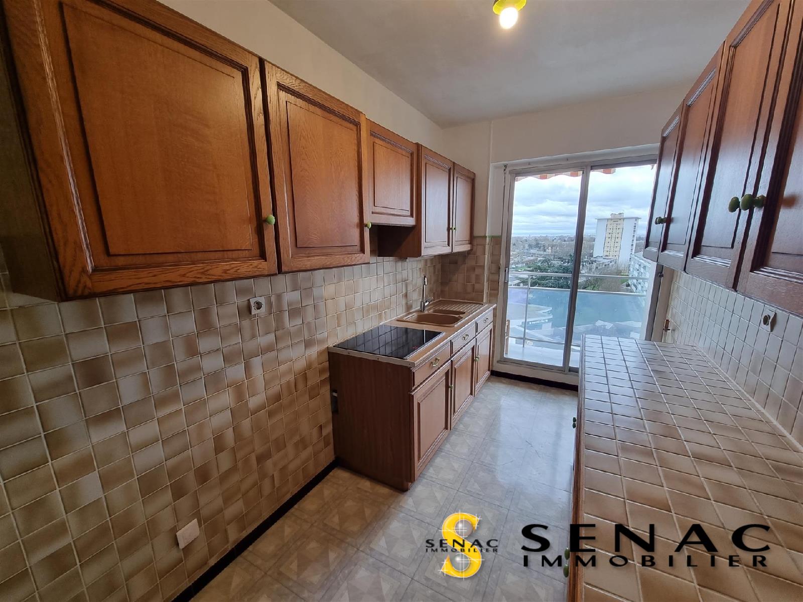 APPARTEMENT - EAUBONNE