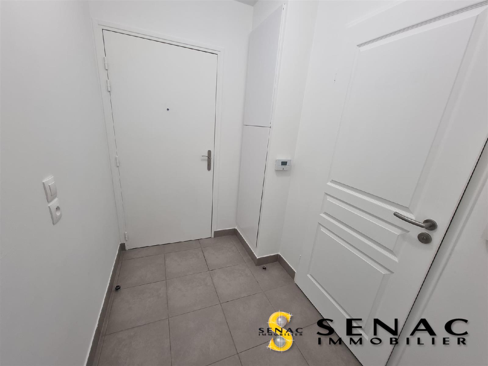 APPARTEMENT - ST LEU LA FORET