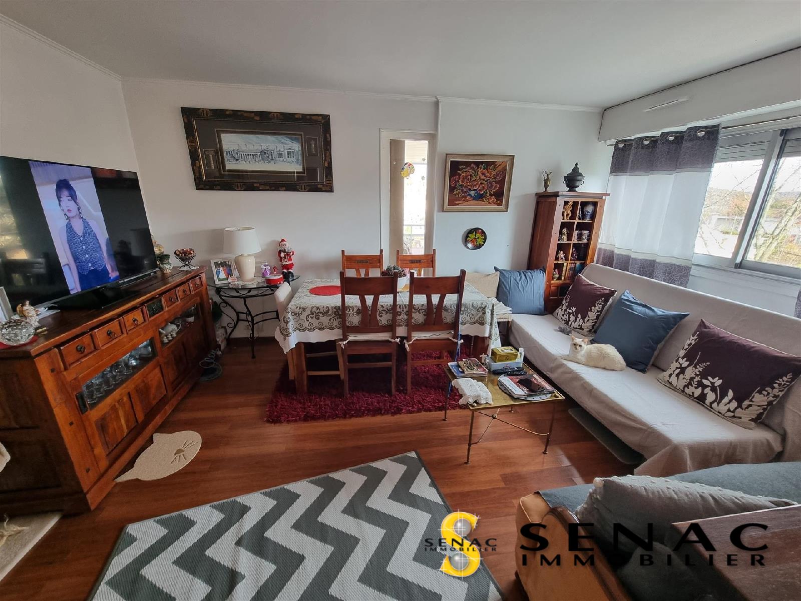 APPARTEMENT - ST LEU LA FORET
