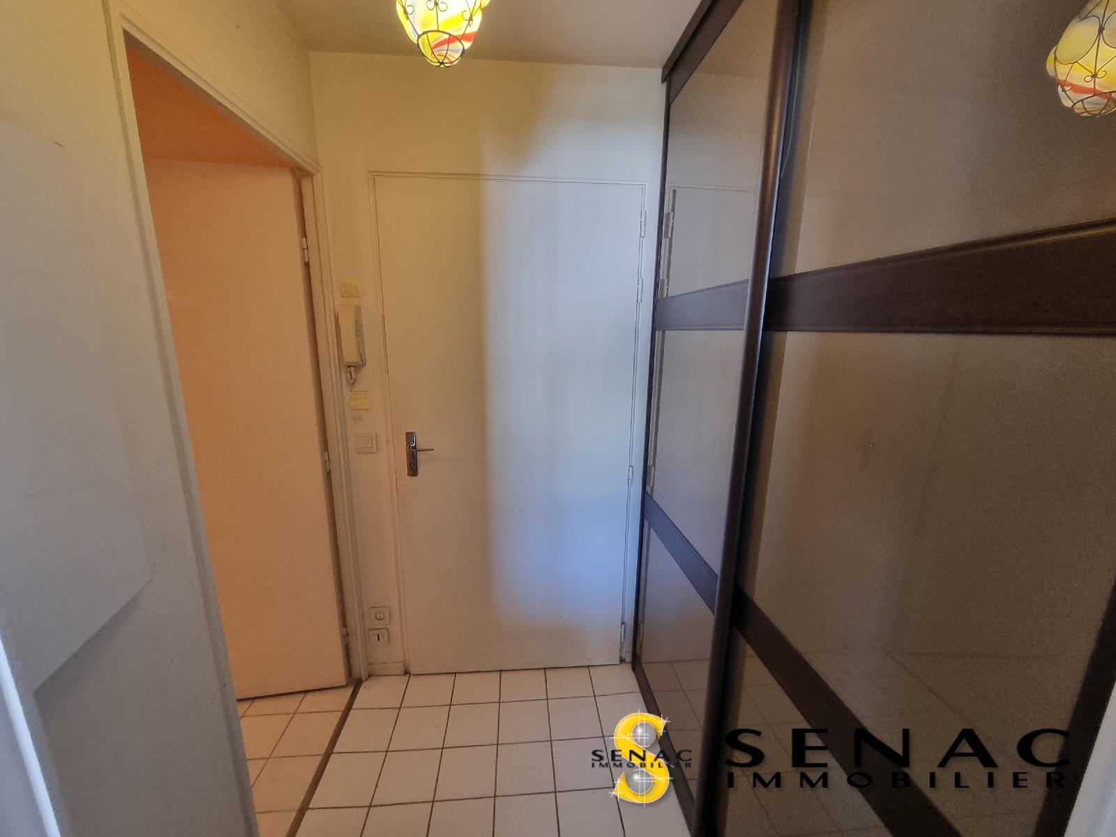 APPARTEMENT - BEAUCHAMP