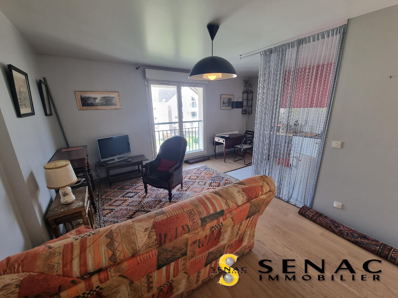 APPARTEMENT - BEAUCHAMP