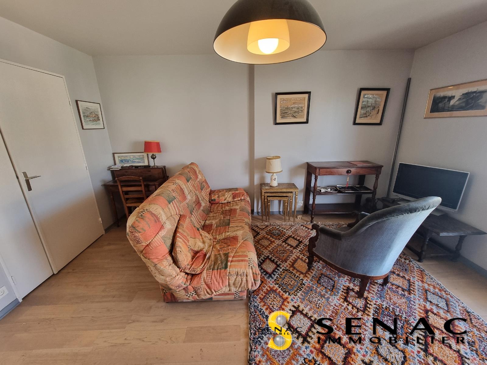 APPARTEMENT - BEAUCHAMP