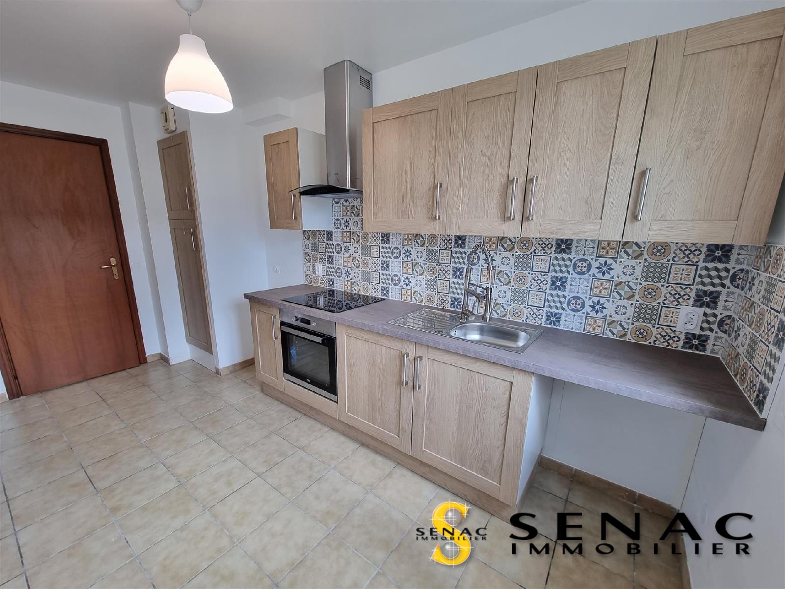 APPARTEMENT - ST LEU LA FORET