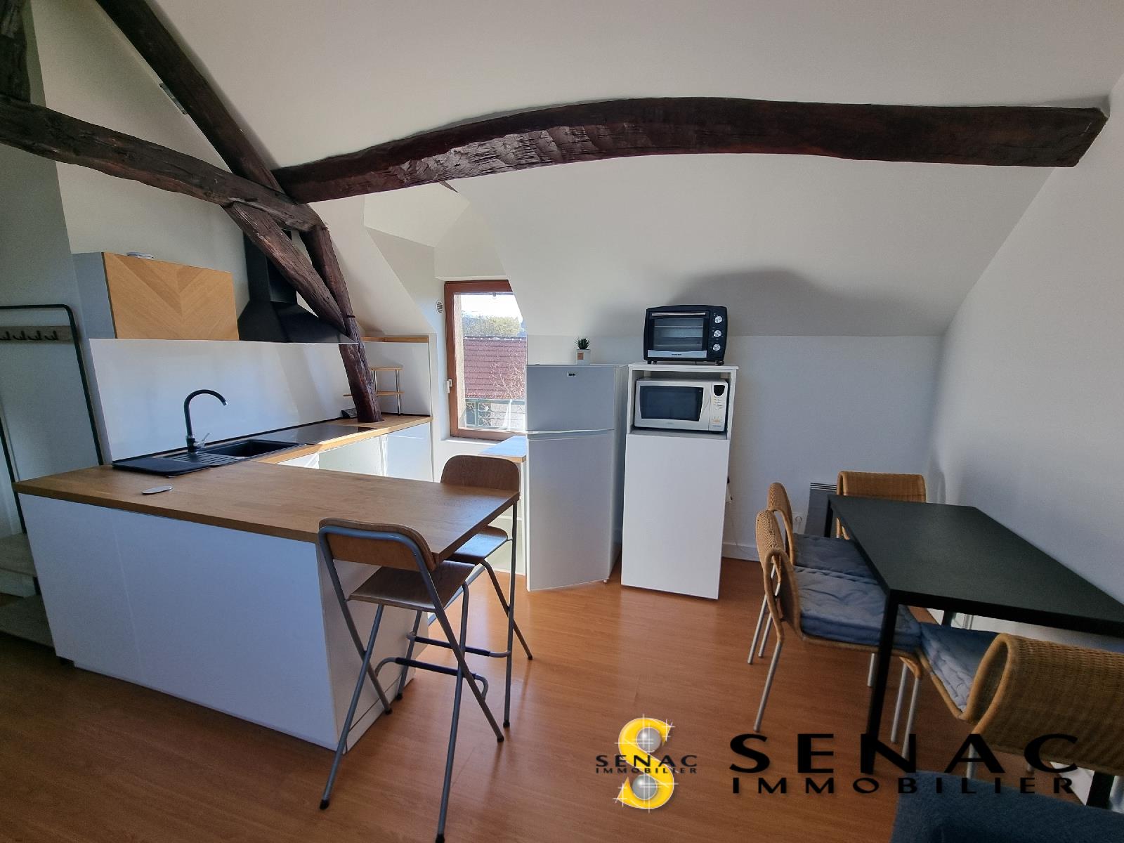 APPARTEMENT - ST LEU LA FORET
