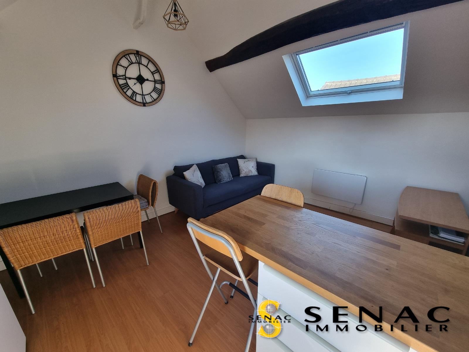 APPARTEMENT - ST LEU LA FORET