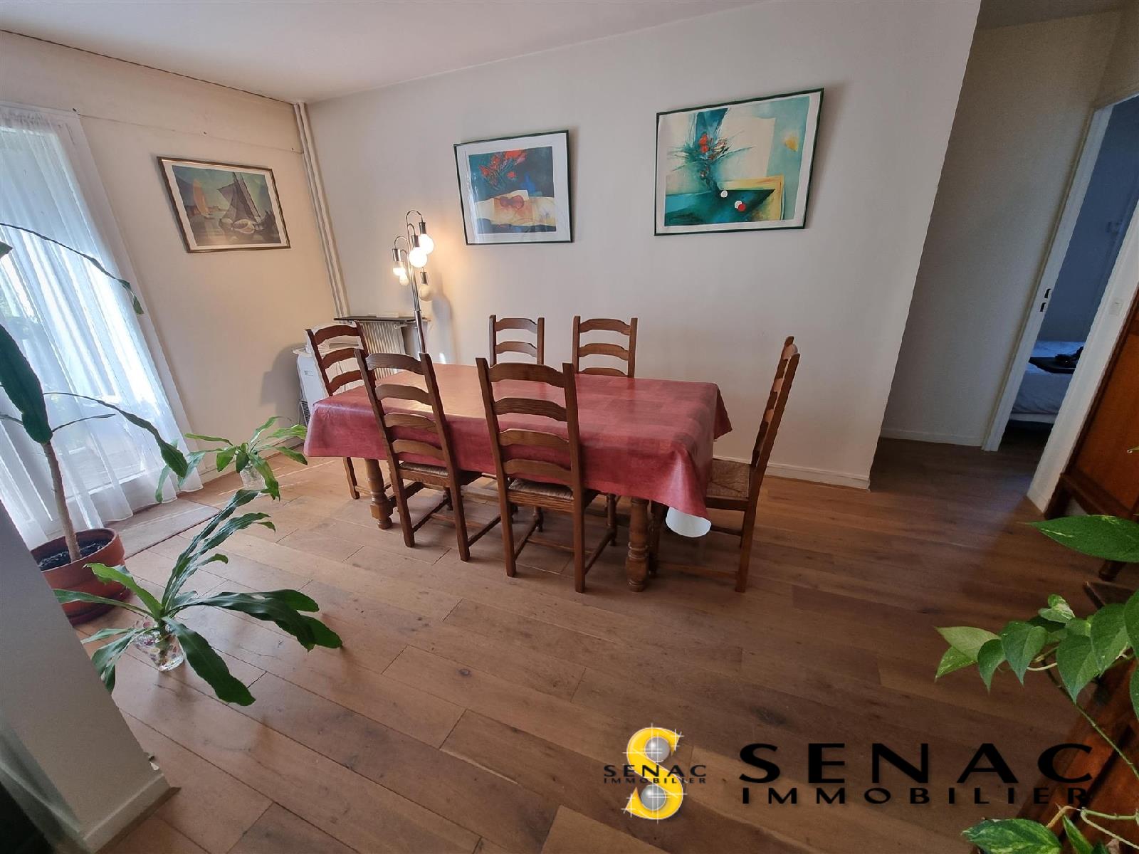 APPARTEMENT - ST LEU LA FORET