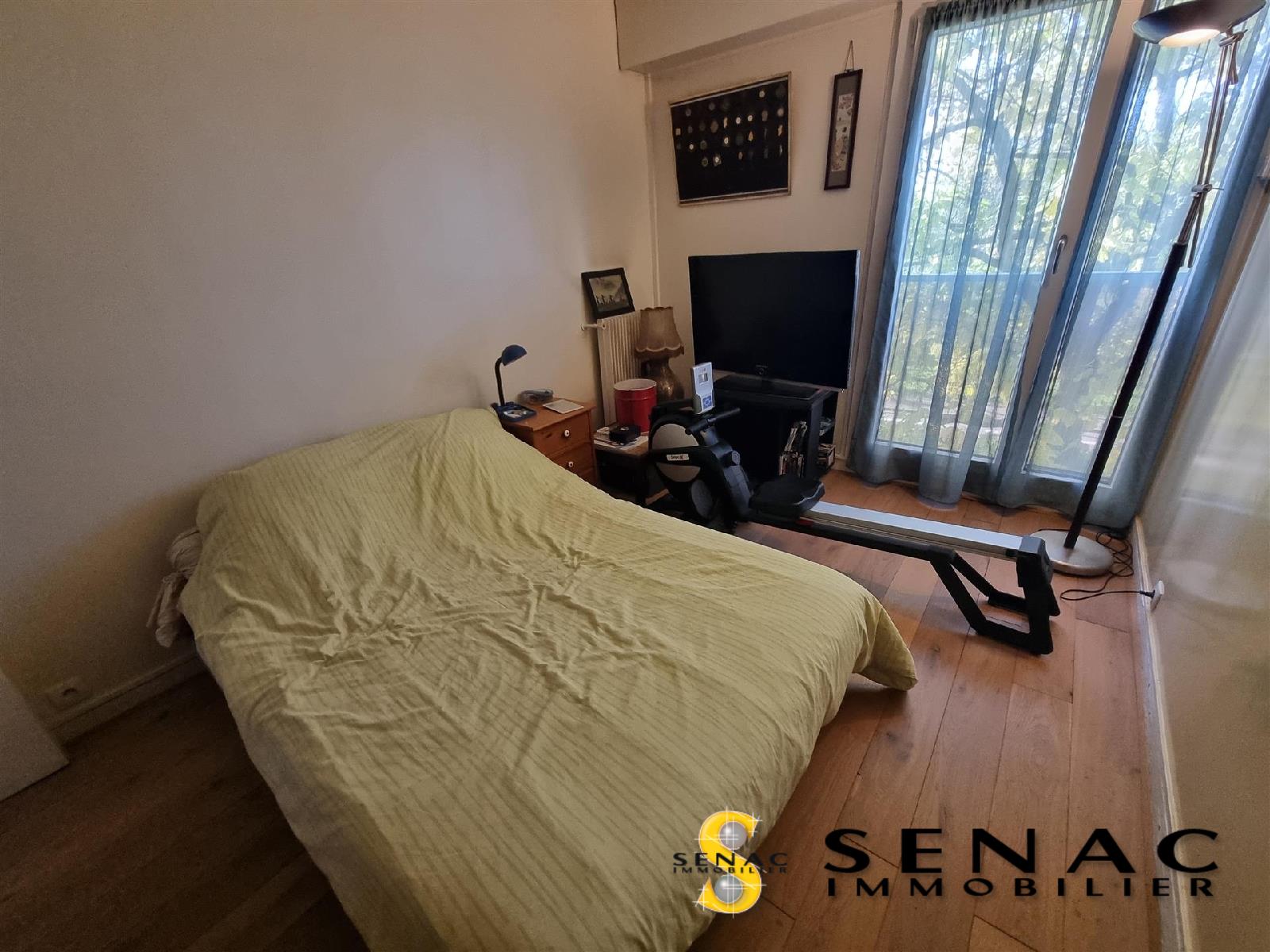 APPARTEMENT - ST LEU LA FORET