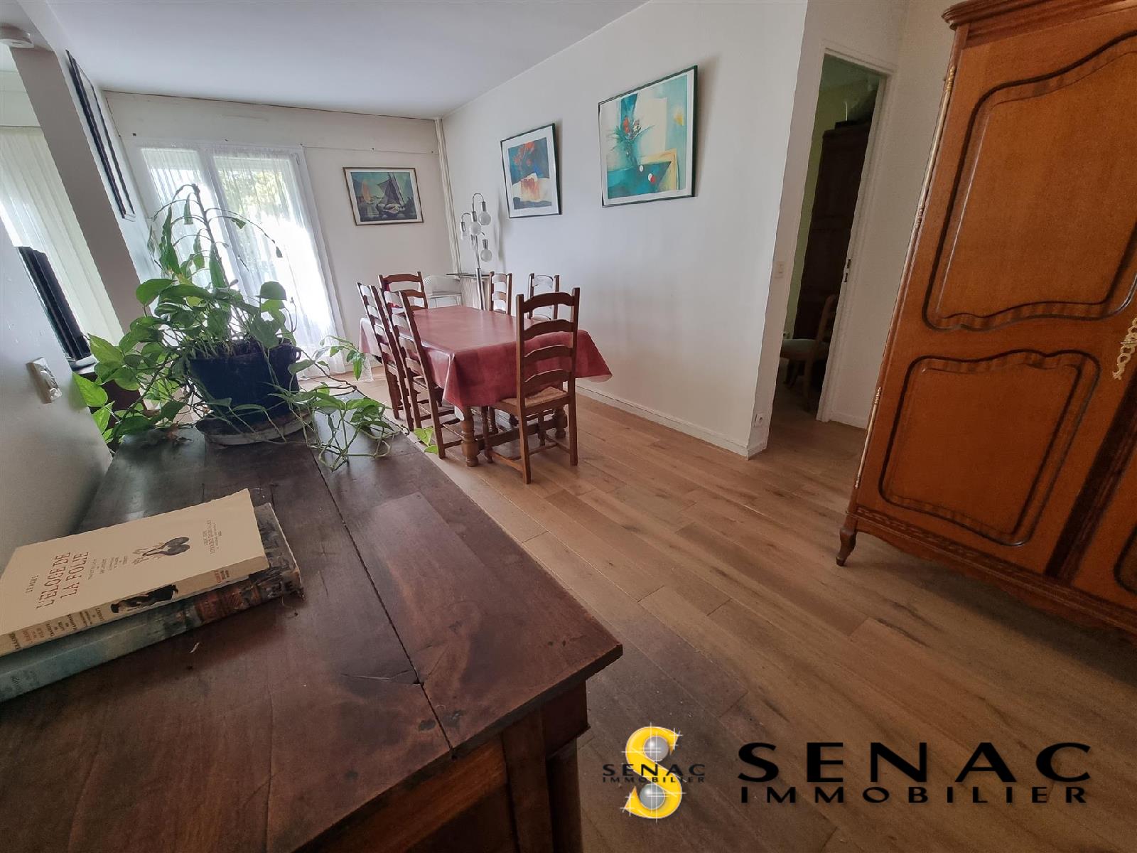 APPARTEMENT - ST LEU LA FORET