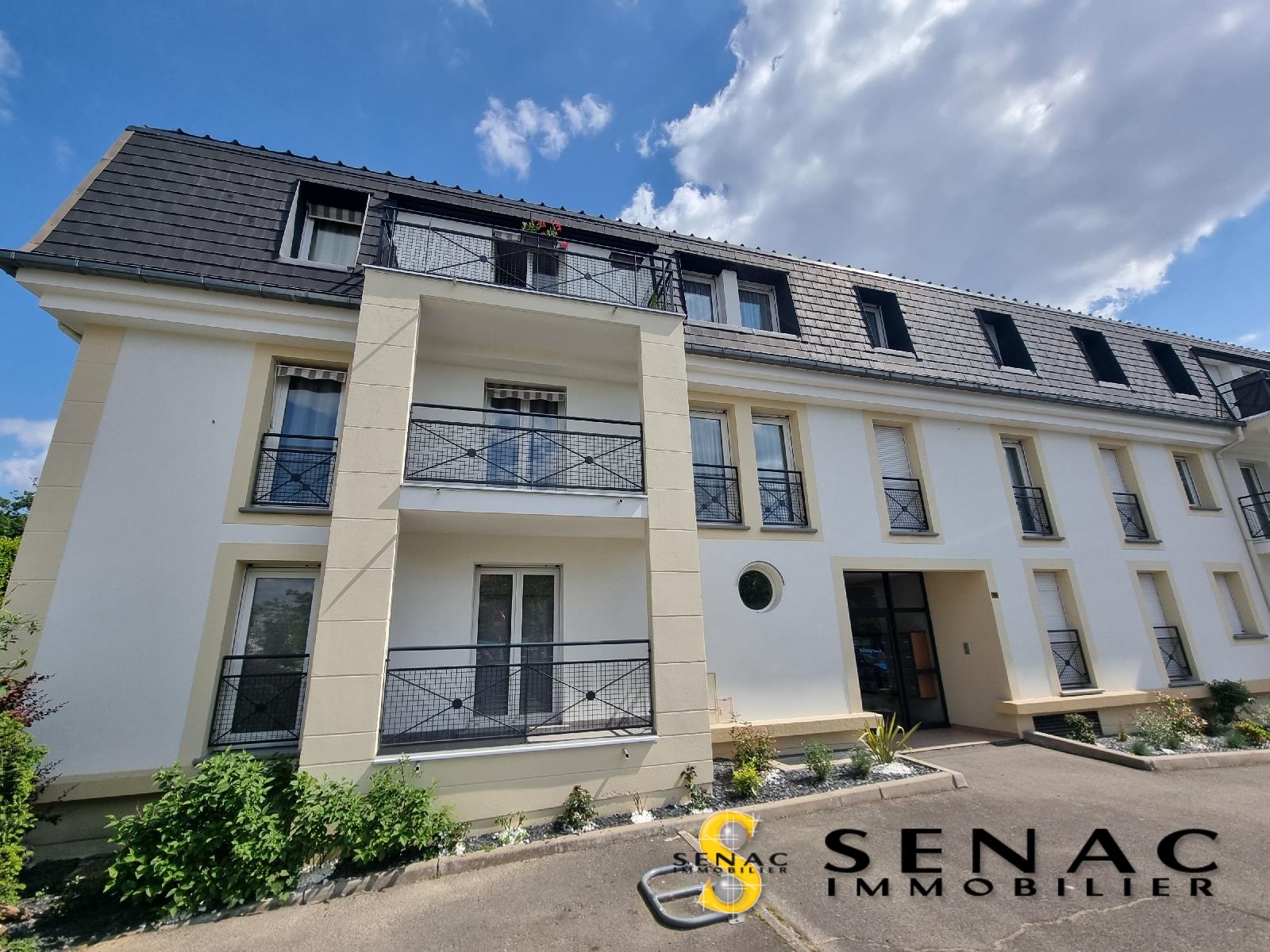 APPARTEMENT - Margency