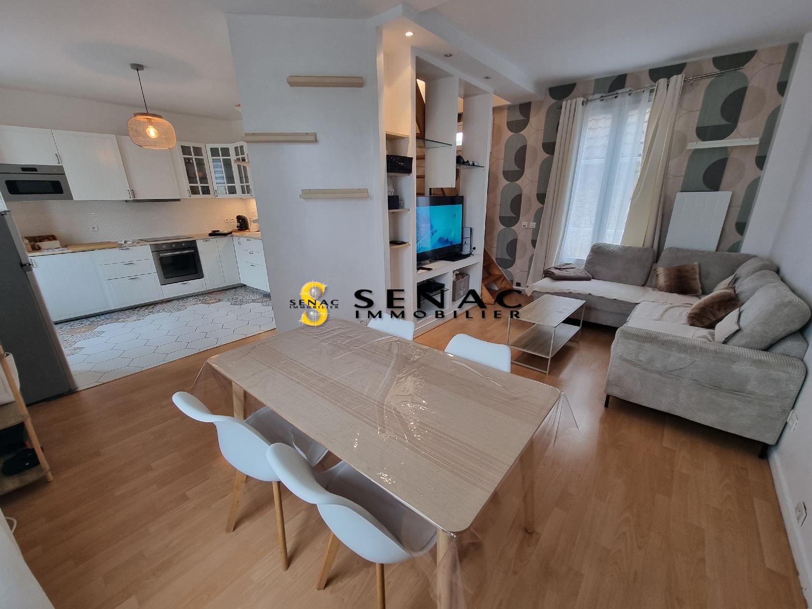 APPARTEMENT - BEAUCHAMP