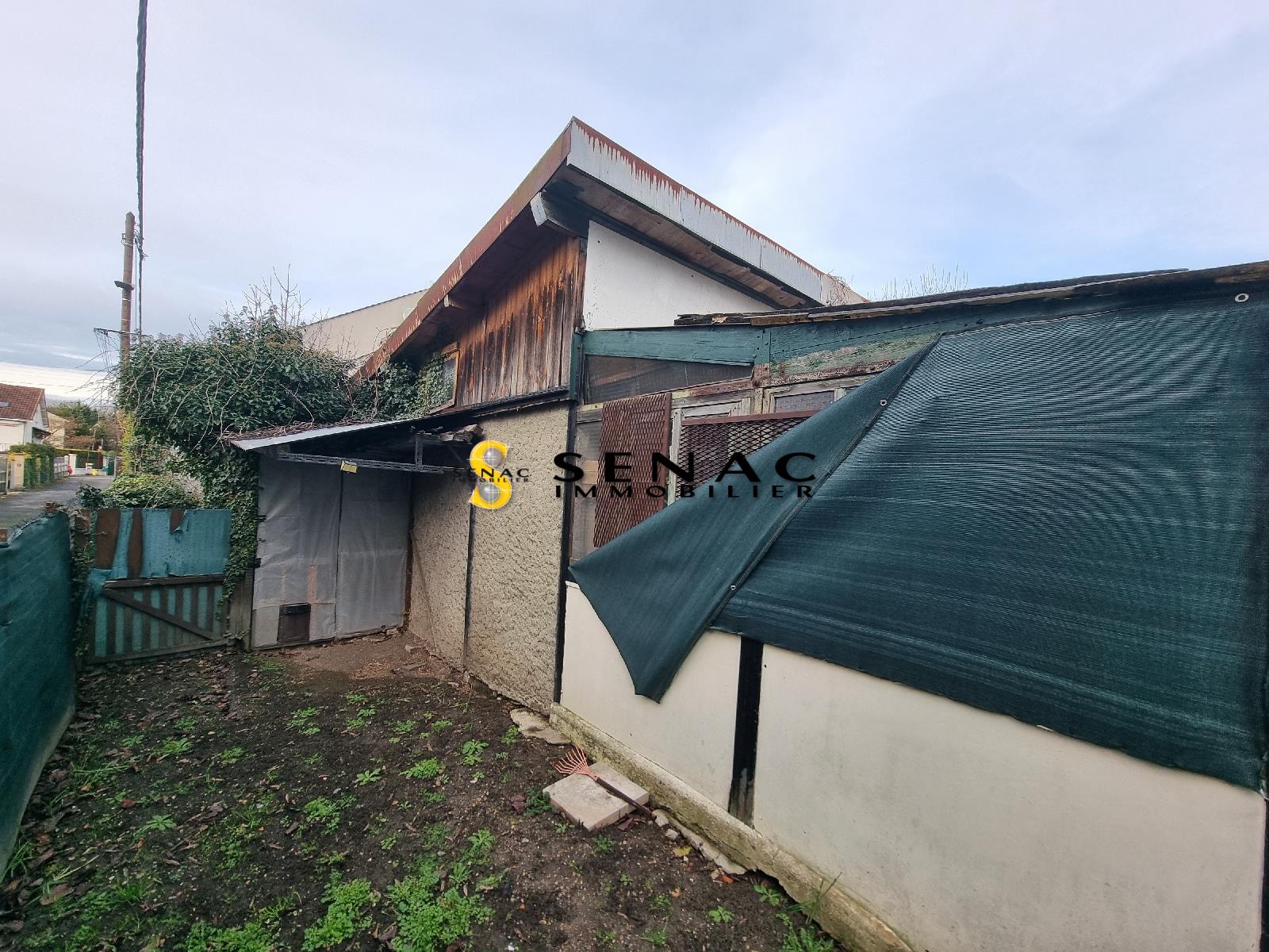 TERRAIN - ST LEU LA FORET