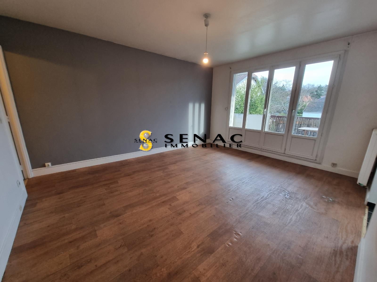 APPARTEMENT - FREPILLON