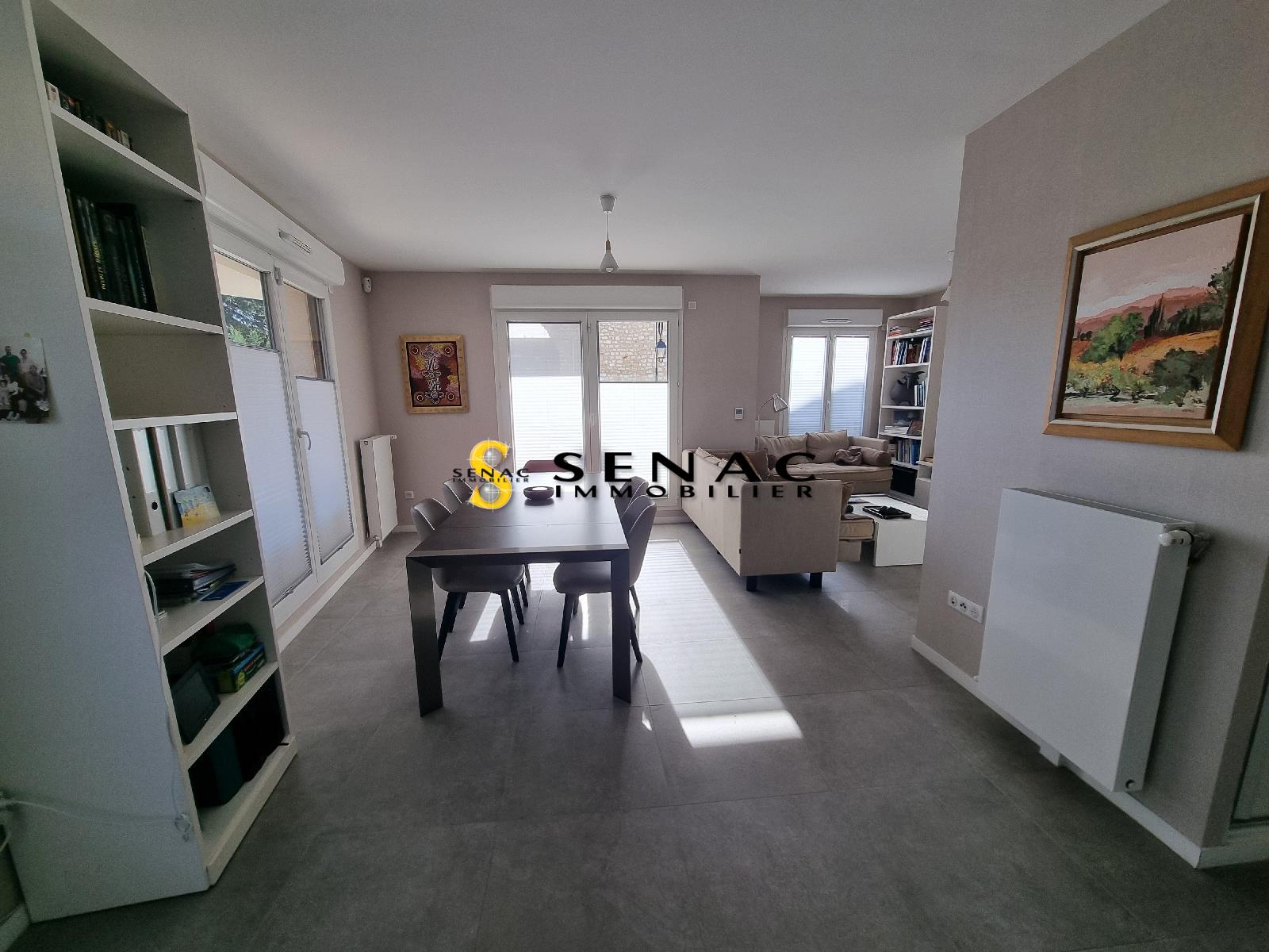 APPARTEMENT - ST LEU LA FORET