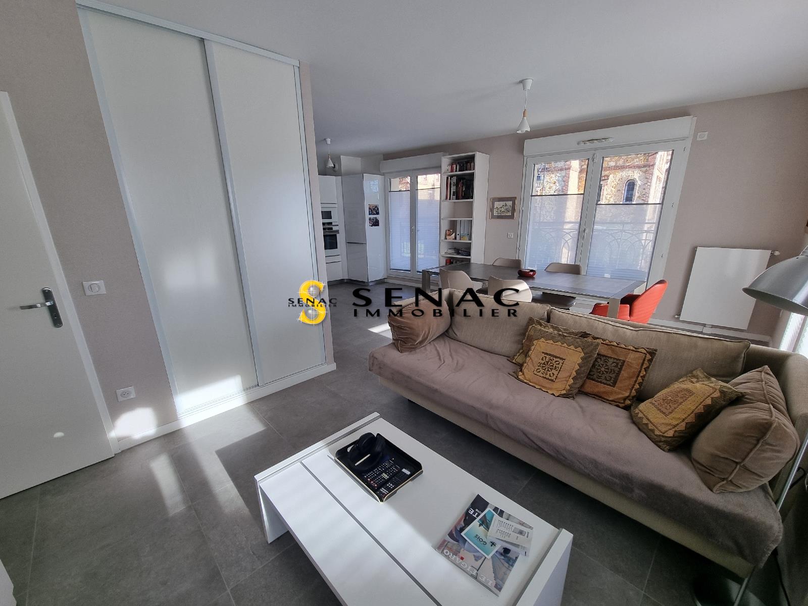 APPARTEMENT - ST LEU LA FORET