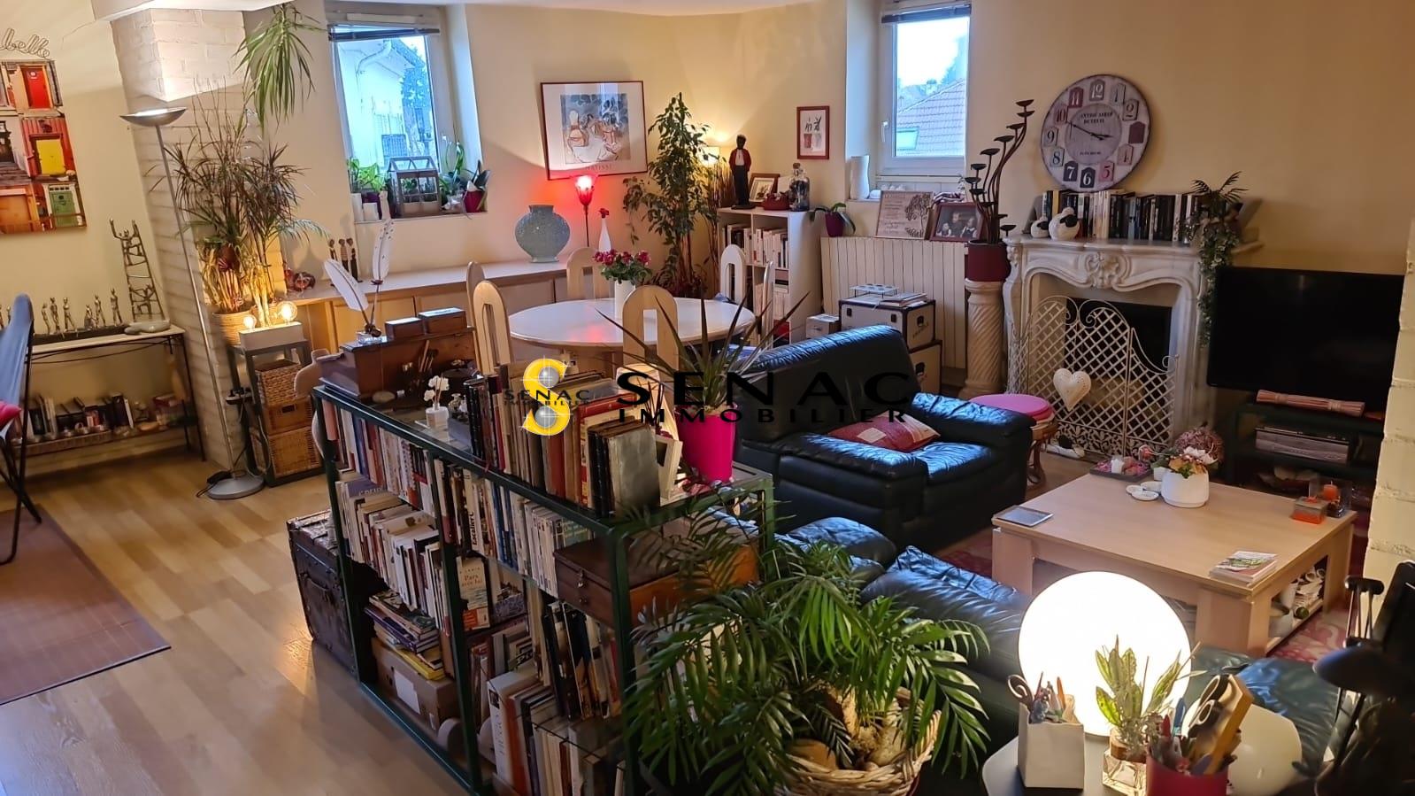 APPARTEMENT - ST LEU LA FORET