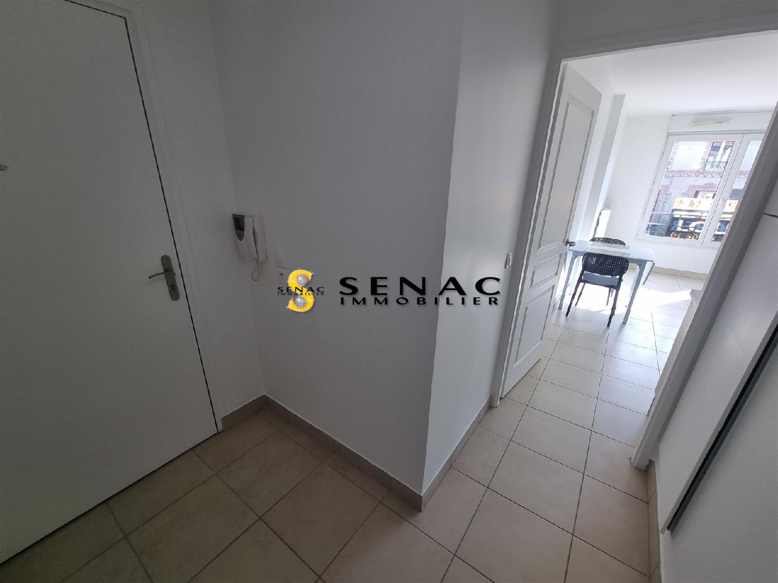 APPARTEMENT - ST LEU LA FORET