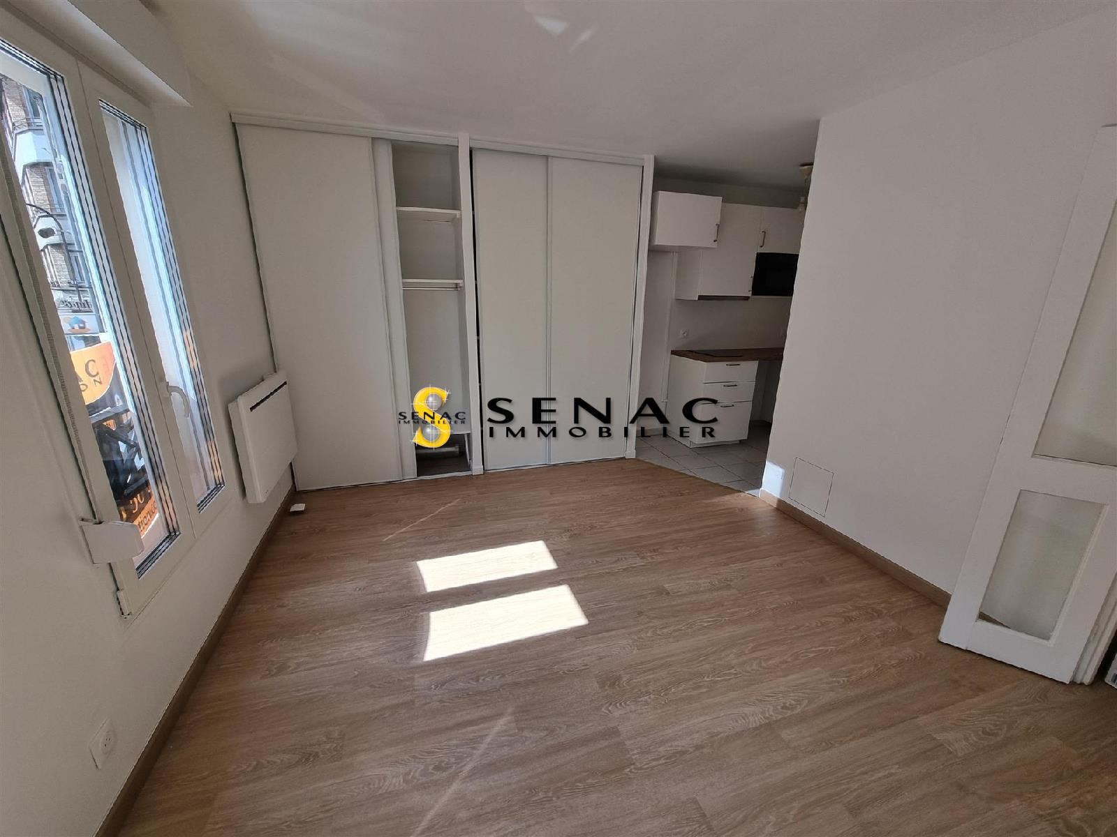 APPARTEMENT - ST LEU LA FORET