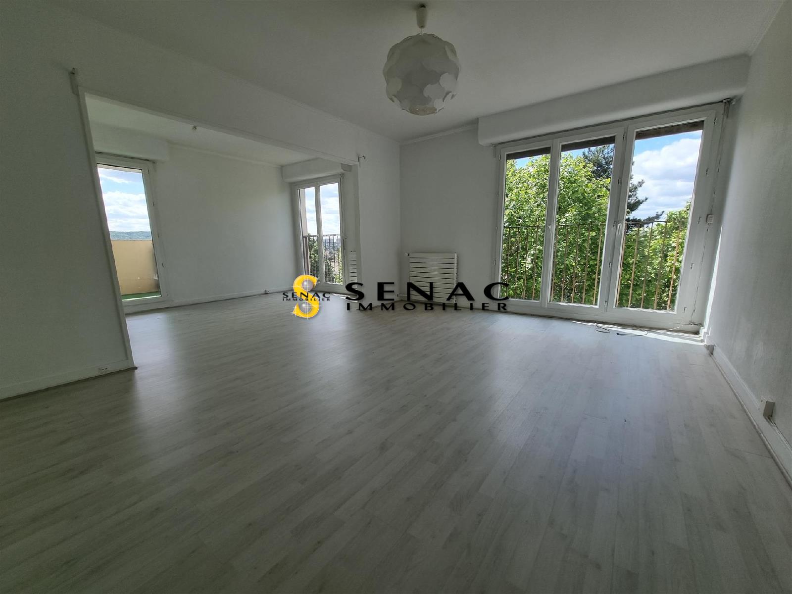 APPARTEMENT - LE PLESSIS BOUCHARD