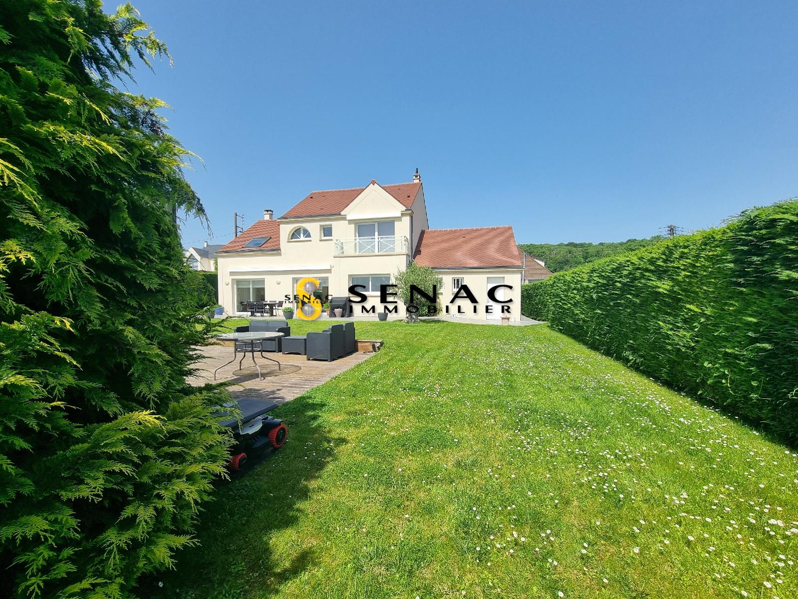 MAISON - ST LEU LA FORET