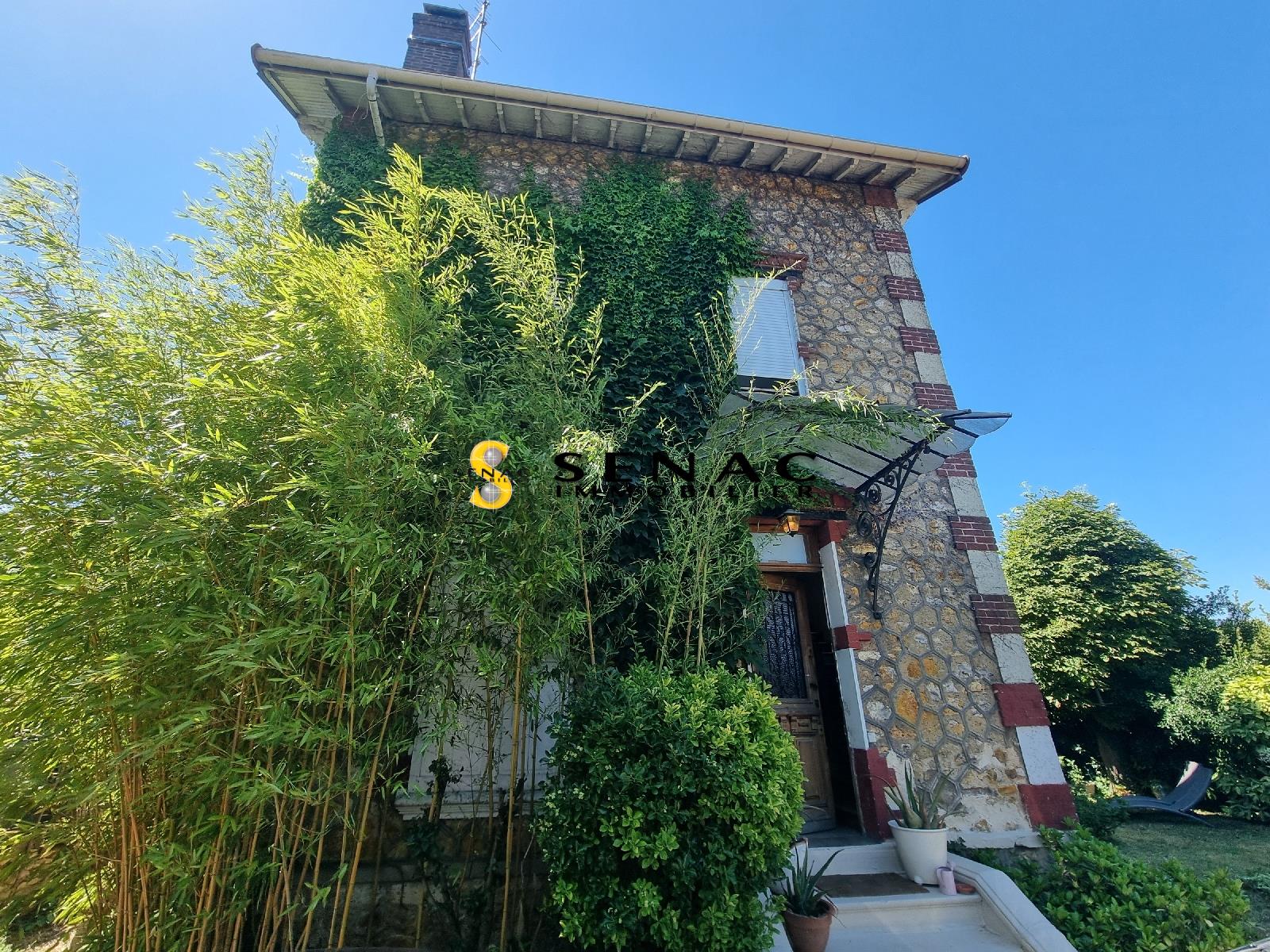ST LEU LA FORET