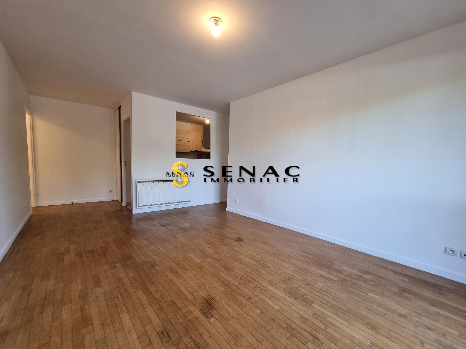 APPARTEMENT - ST OUEN L AUMONE