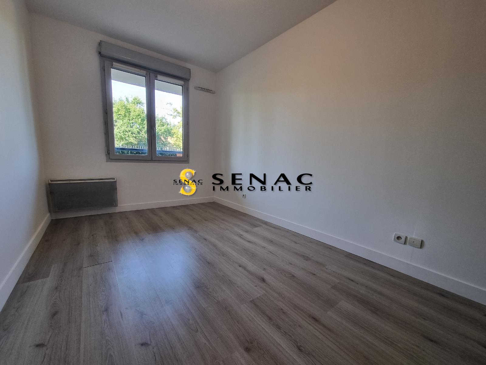 APPARTEMENT - ST OUEN L AUMONE